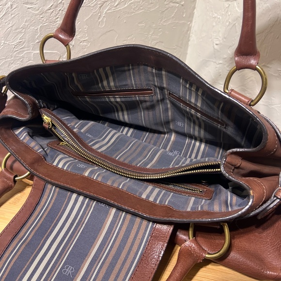 EUC Large dark brown leather Banana Republic satchel - Picture 8 of 11